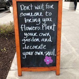 Meet your Posher, Amina